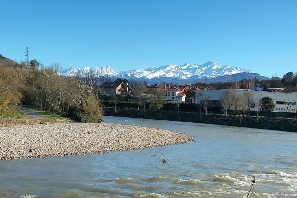 Sella Appartement Arriondas Buitenkant foto