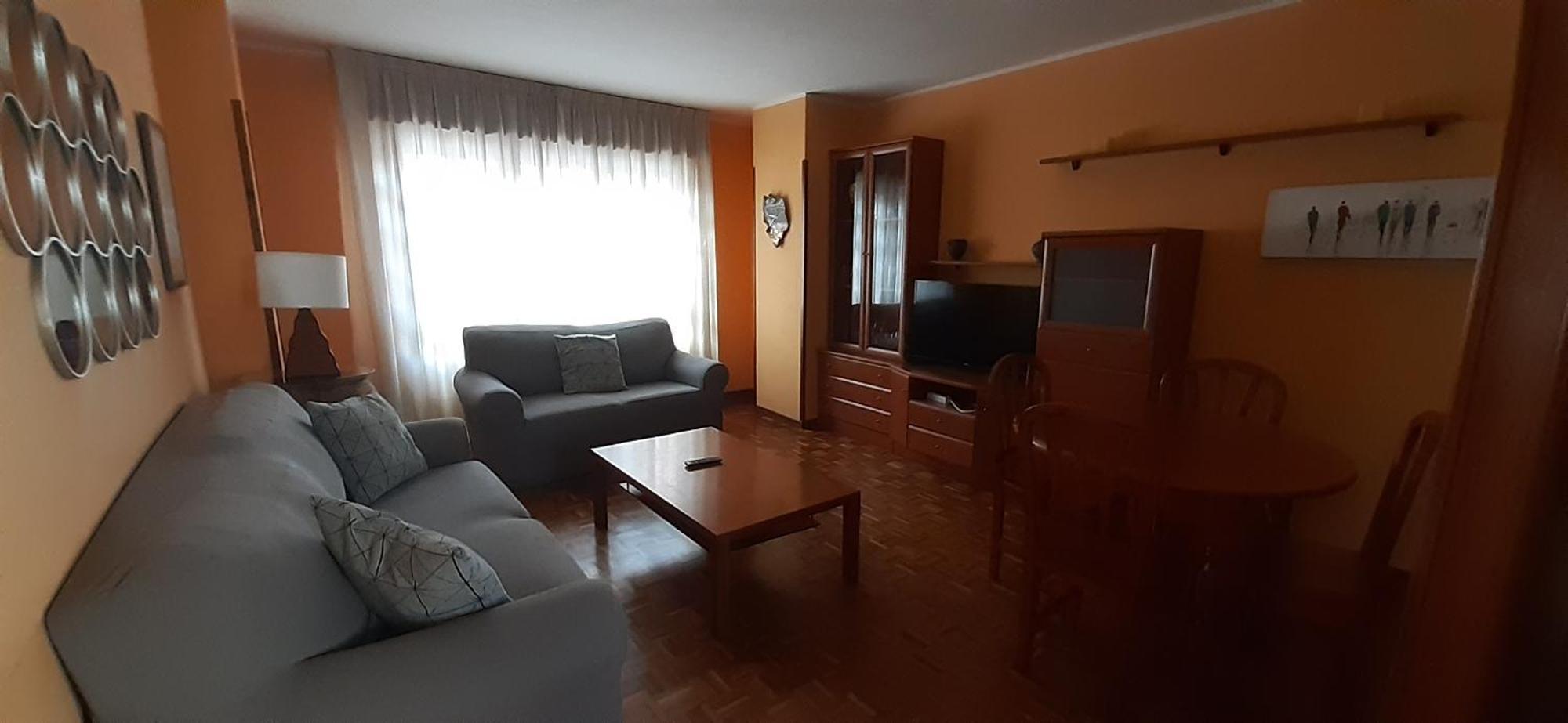 Sella Appartement Arriondas Buitenkant foto